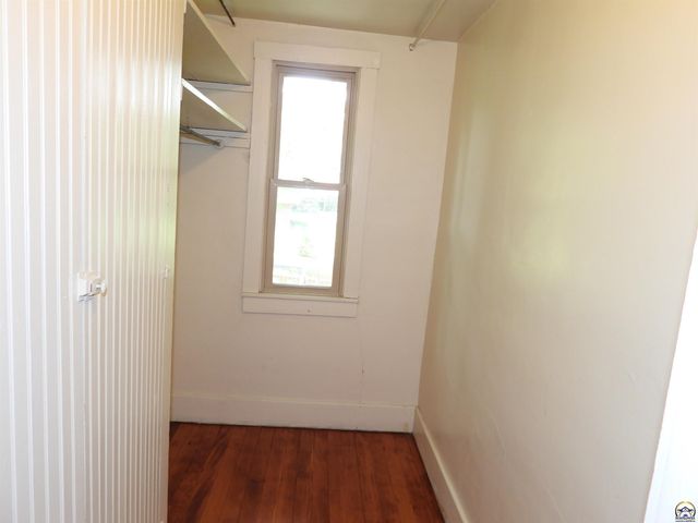 320 W Dayton AVE, Burlingame, KS 66413