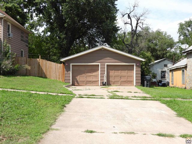 320 W Dayton AVE, Burlingame, KS 66413