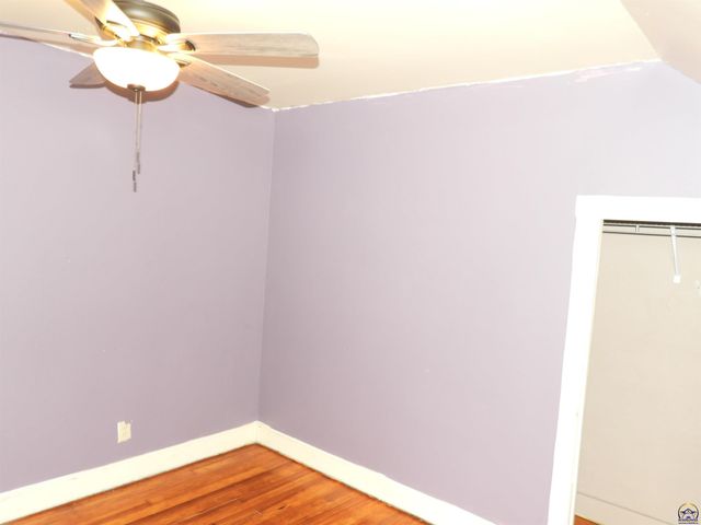 320 W Dayton AVE, Burlingame, KS 66413