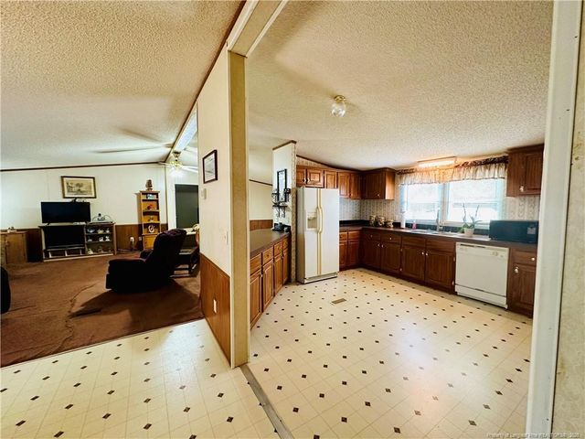 225 Angel Drive, Fayetteville, NC 28306