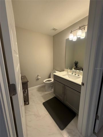 16300 COUNTY ROAD 455 604, Montverde, FL 34756