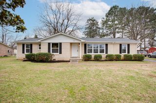 223 Hampton Rd, Columbia, TN 38401