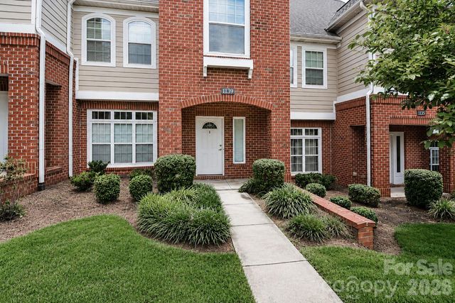 1139 Central Park Circle, Davidson, NC 28036