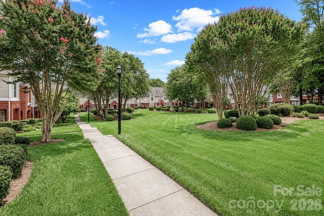 1139 Central Park Circle, Davidson, NC 28036