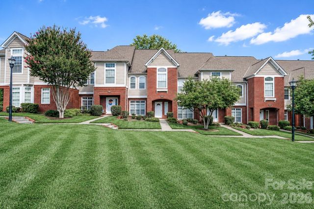 1139 Central Park Circle, Davidson, NC 28036