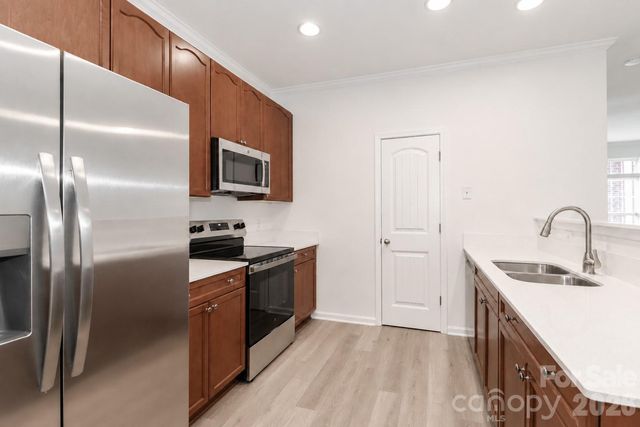 1139 Central Park Circle, Davidson, NC 28036