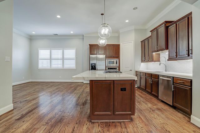 1539 Haddon Street, Houston, TX 77006