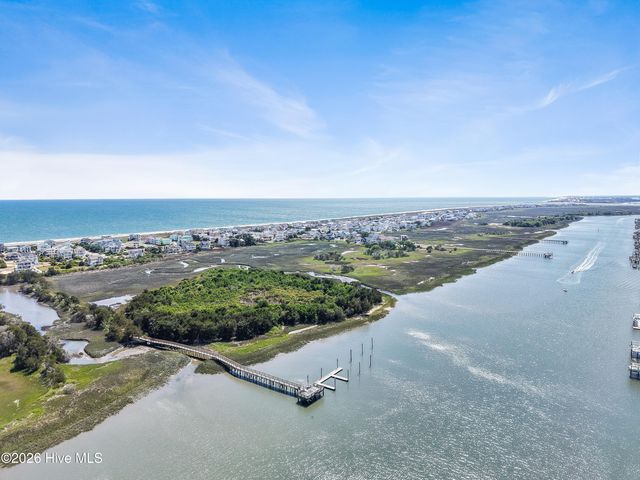 1046 Tide Ridge Drive, Supply, NC 28462