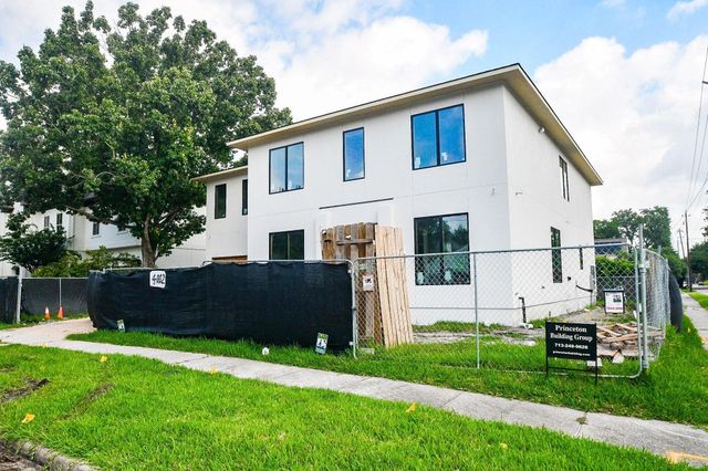 4002 Marquette Street, West University Place, TX 77005