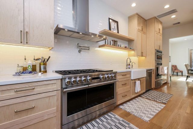 4002 Marquette Street, West University Place, TX 77005