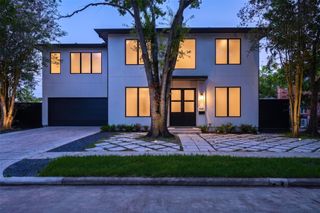 4002 Marquette Street, West University Place, TX 77005