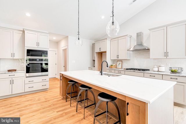 110 LOGAN WAY, Tappahannock, VA 22560