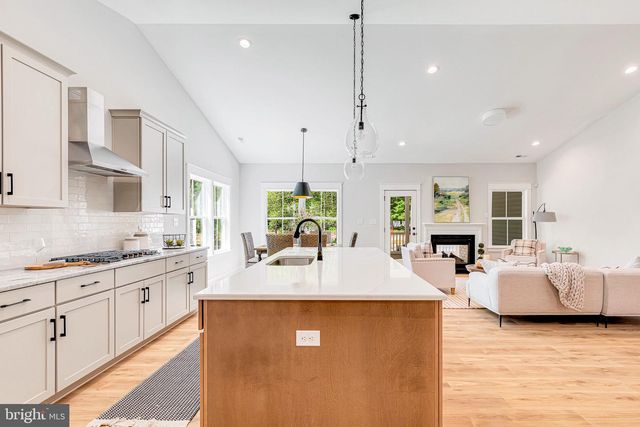 110 LOGAN WAY, Tappahannock, VA 22560