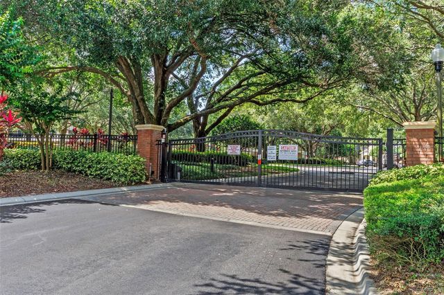 529 CLIMBING IVY COURT C, Apopka, FL 32712