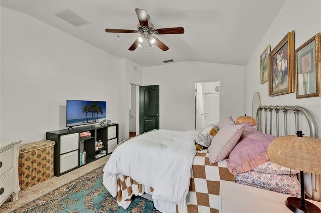 529 CLIMBING IVY COURT C, Apopka, FL 32712