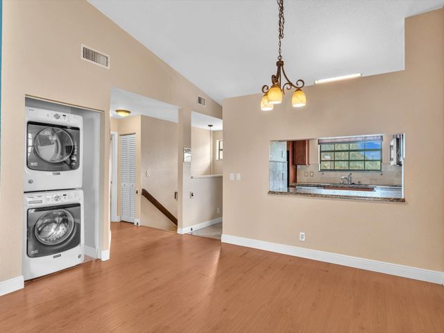 306 Congressional Way 306, Deerfield Beach, FL 33442