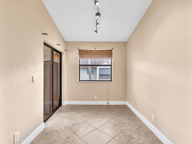 306 Congressional Way 306, Deerfield Beach, FL 33442