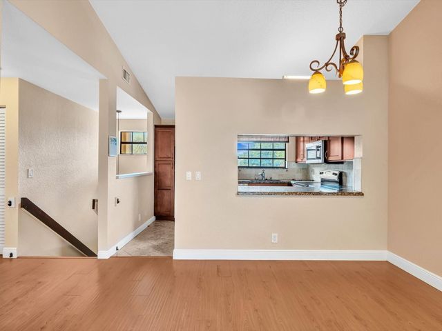 306 Congressional Way 306, Deerfield Beach, FL 33442