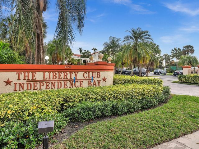 306 Congressional Way 306, Deerfield Beach, FL 33442