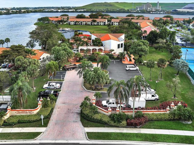 306 Congressional Way 306, Deerfield Beach, FL 33442