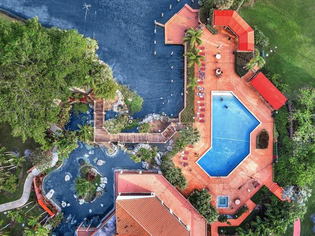 306 Congressional Way 306, Deerfield Beach, FL 33442