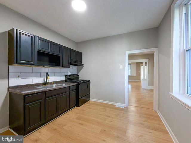 6004 OGONTZ AVE, Philadelphia, PA 19141