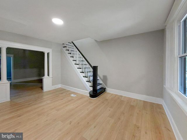6004 OGONTZ AVE, Philadelphia, PA 19141