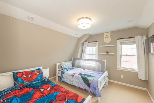 9 N Hillside Ave, Chatham Boro, NJ 07928