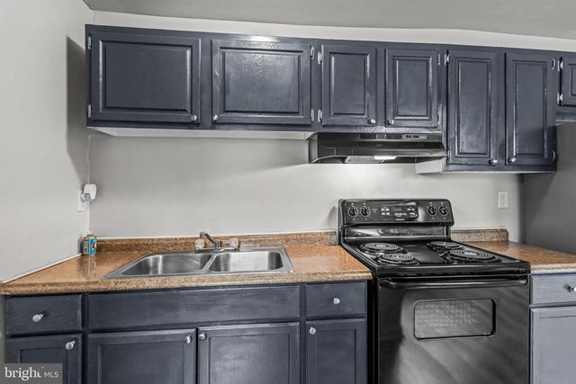 606 E MULBERRY ST, Millville, NJ 08332