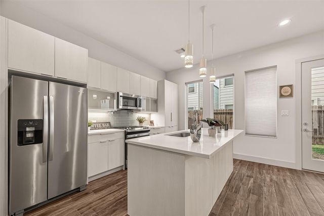 4418 Bora Bora Lane, Houston, TX 77045