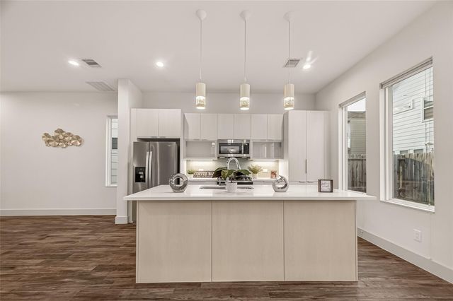 4418 Bora Bora Lane, Houston, TX 77045