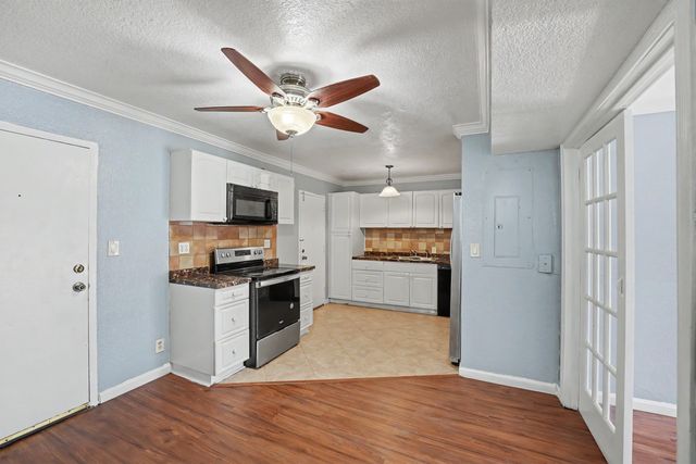 4848 NW 24th 105, Lauderdale Lakes, FL 33313