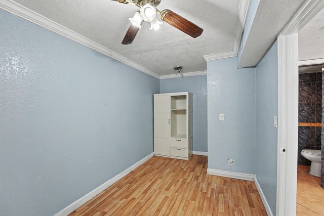 4848 NW 24th 105, Lauderdale Lakes, FL 33313