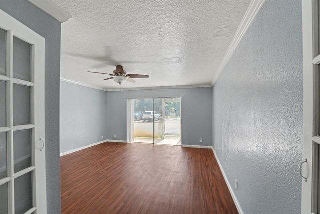 4848 NW 24th 105, Lauderdale Lakes, FL 33313
