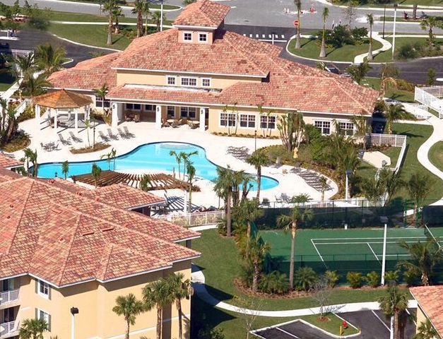 6556 Emerald Dunes Drive 303, West Palm Beach, FL 33411