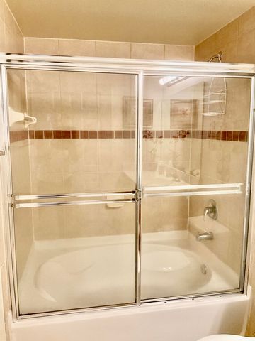 6556 Emerald Dunes Drive 303, West Palm Beach, FL 33411