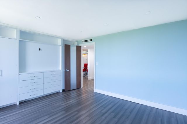 2000 Presidential Way 501, West Palm Beach, FL 33401