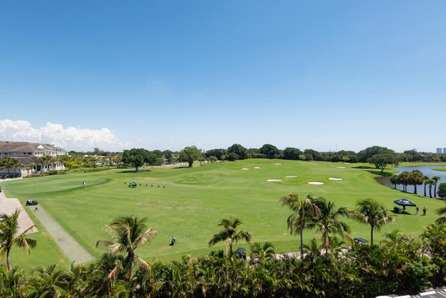 2000 Presidential Way 501, West Palm Beach, FL 33401
