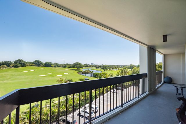 2000 Presidential Way 501, West Palm Beach, FL 33401