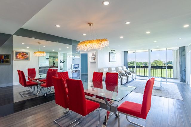 2000 Presidential Way 501, West Palm Beach, FL 33401
