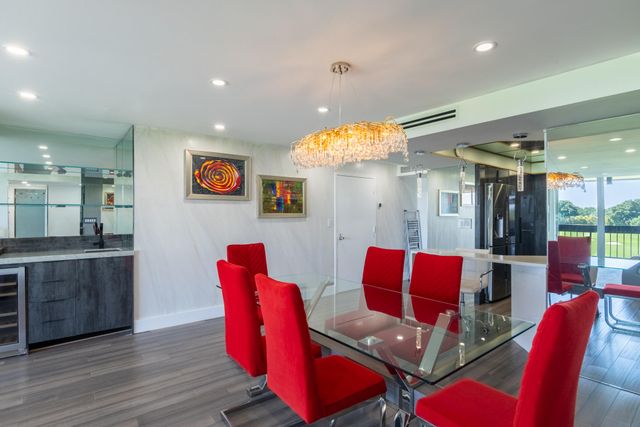 2000 Presidential Way 501, West Palm Beach, FL 33401