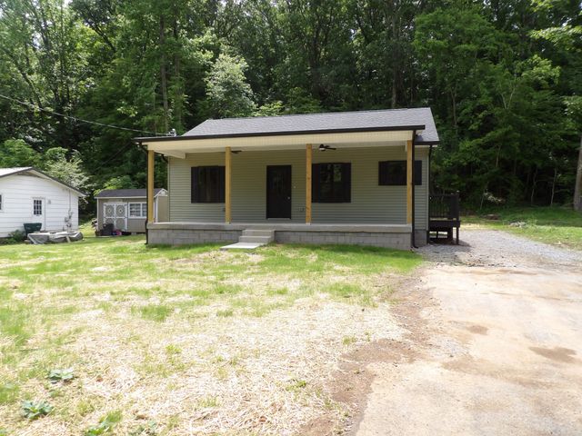 302 W Richland Ave, Waverly, TN 37185