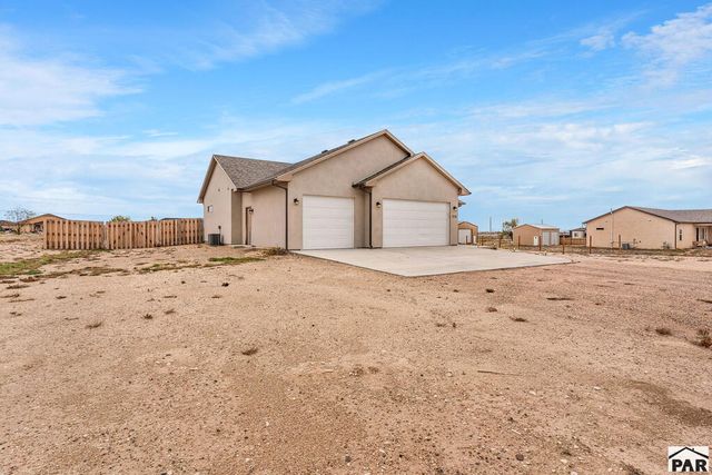 1216 N Ladonia Dr, Pueblo West, CO 81007