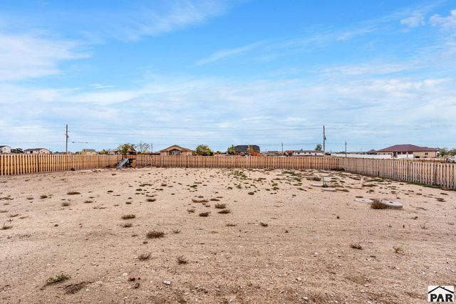 1216 N Ladonia Dr, Pueblo West, CO 81007
