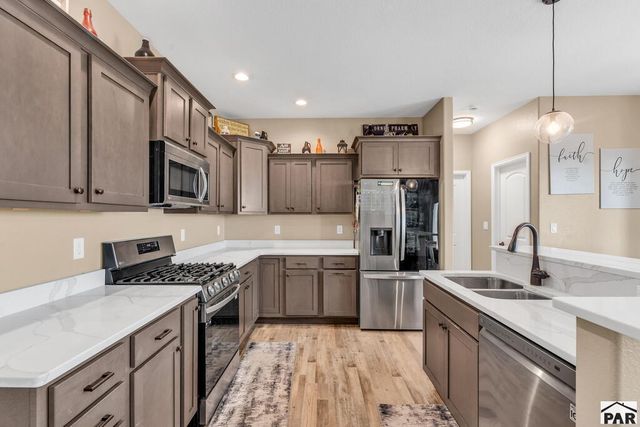 1216 N Ladonia Dr, Pueblo West, CO 81007