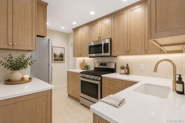 68 Seneca Avenue, White Plains, NY 10603