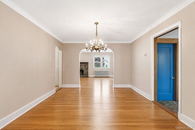 68 Seneca Avenue, White Plains, NY 10603