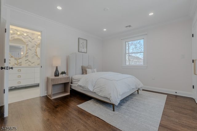 18 Woodside Rd, Springfield Twp., NJ 07081