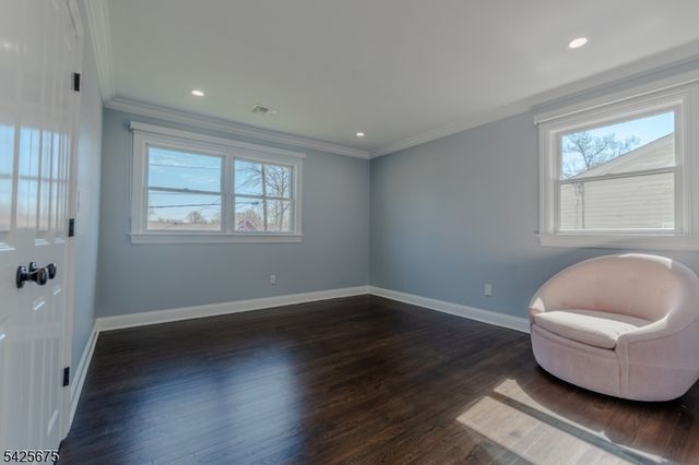 18 Woodside Rd, Springfield Twp., NJ 07081