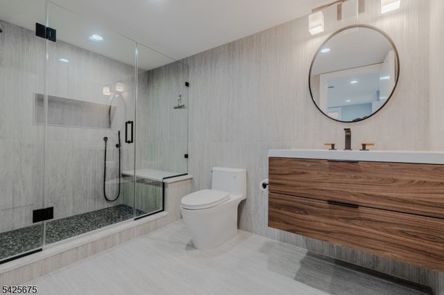 18 Woodside Rd, Springfield Twp., NJ 07081